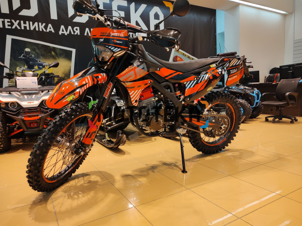 Мотоцикл кроссовый / эндуро Regulmoto (Регулмото) ZR PR 300 4 valves 6 Gear чёрный/оранжевый с ПТС | Мототека Мотоцикл кроссовый / эндуро Regulmoto (Регулмото) ZR PR 300 4 valves 6 Gear чёрный/оранжевый с ПТС | Мототека